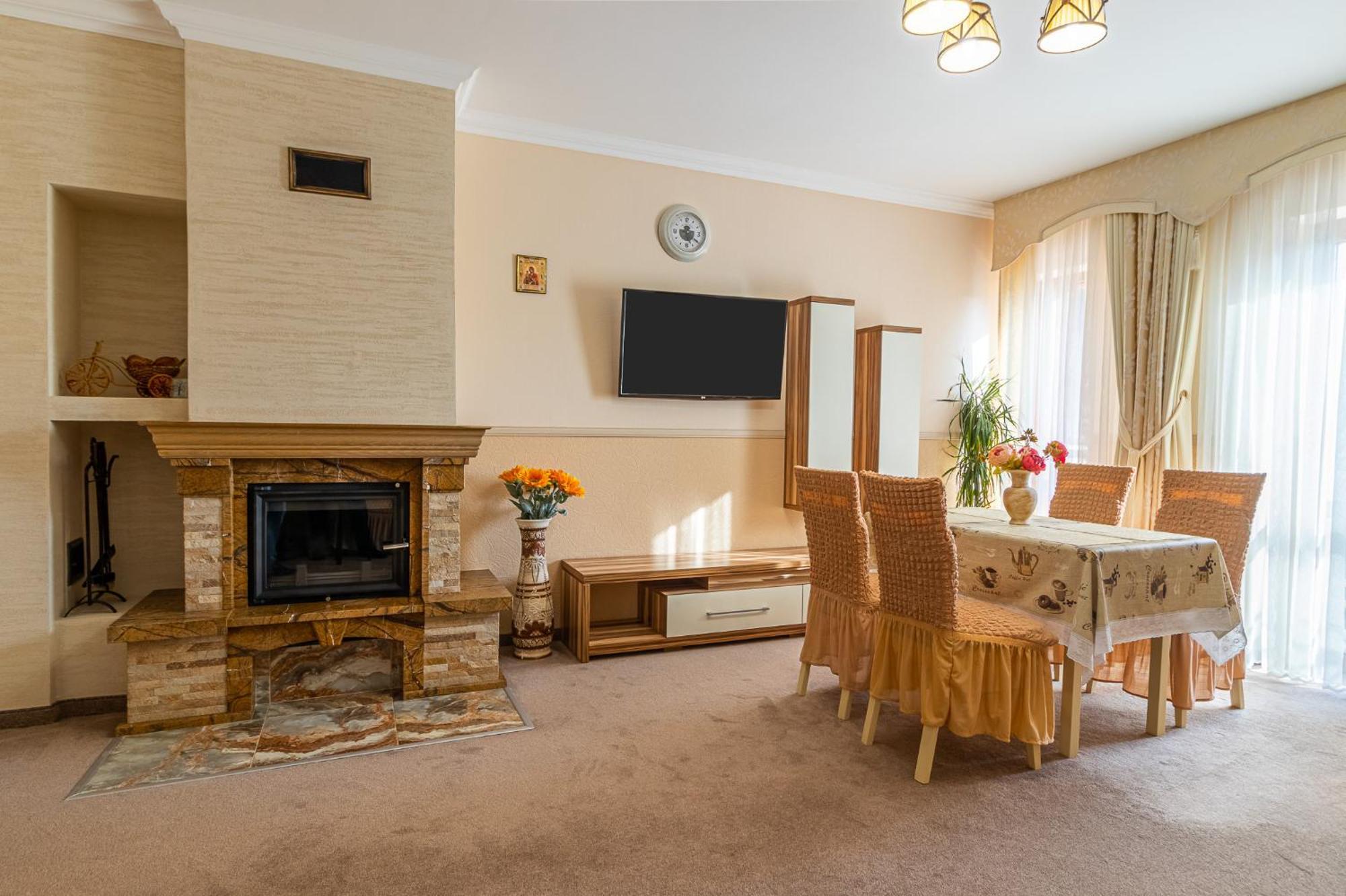 Petros Hotel Bukovel Phòng bức ảnh